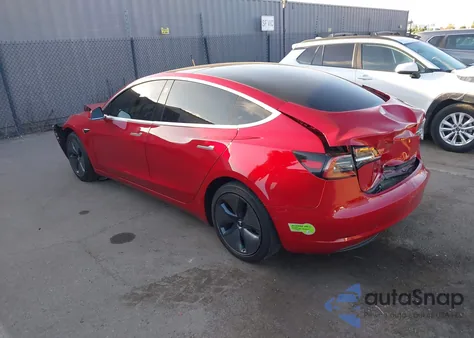 2018 Tesla Model 3 Long Range/Mid Range из США, поврежденный, VIN 5YJ3E1EA8JF045888